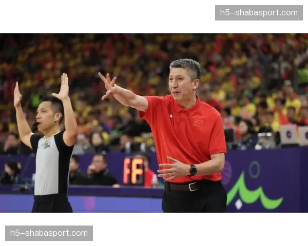 专访裁判监督：谈论新赛季对“有利进攻”原则的把握是否影响了比赛流畅度与跑动